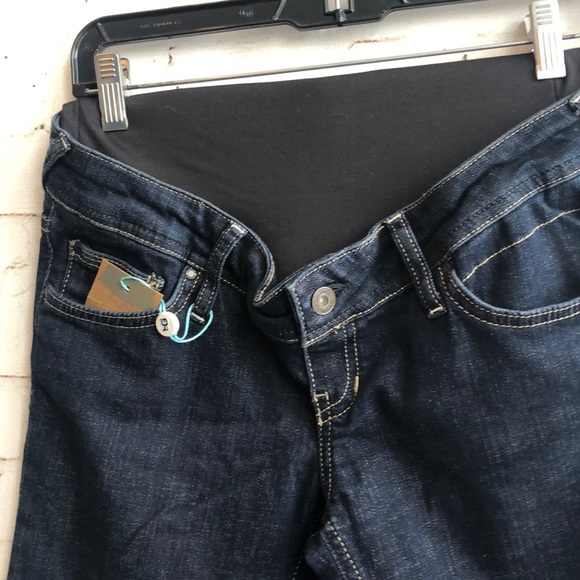 Maternity Jeans - Picture 2 of 3
